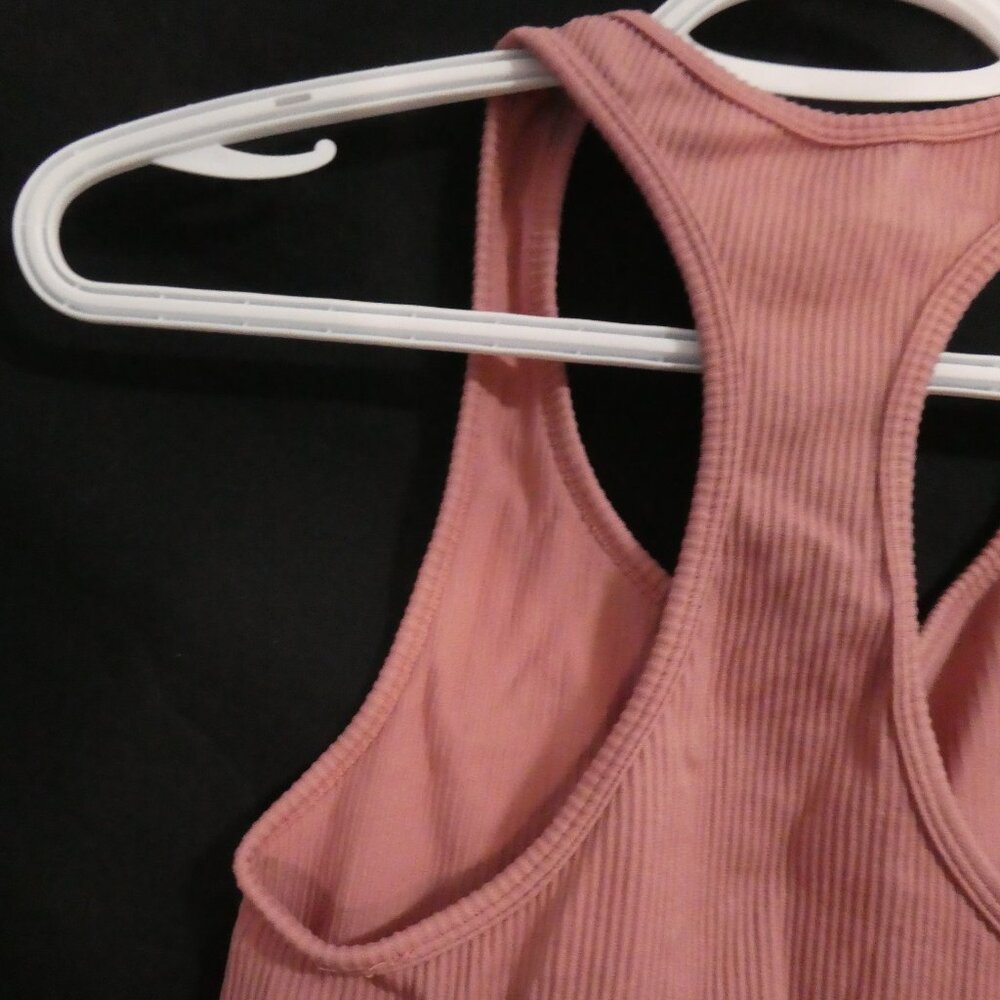 FOREVER 21 | small | Pink Ribbed Racerback Crop Top - Picture 9 of 14